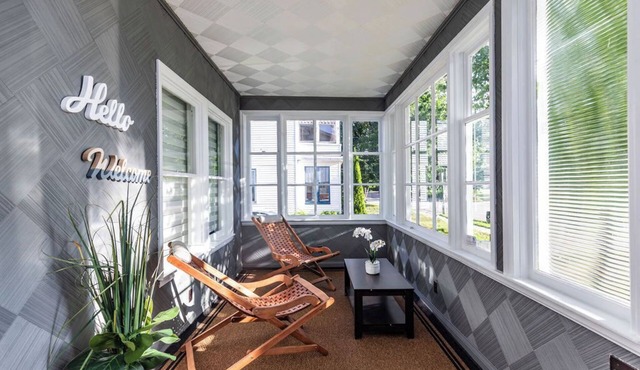 Cute Renovated Modern Downtown Moncton Home