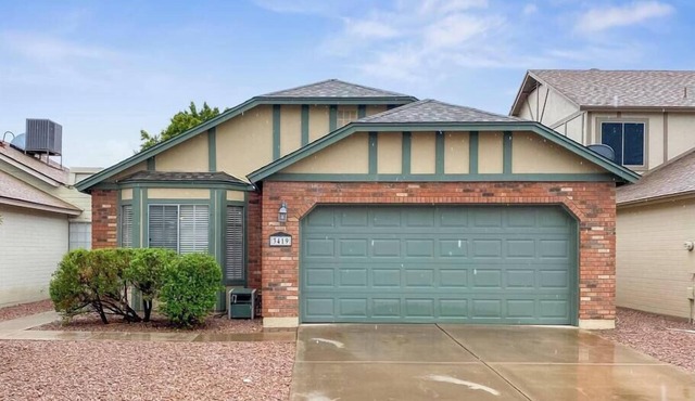 Cute! Single-Story Home in Chandler - Entire House