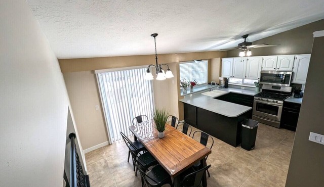 Cute Spacious Home 3 BR