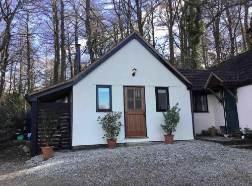Cute studio cottage. Wood burner. Amazing views