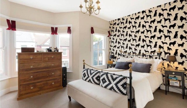 Cute & stylish Battersea town-house