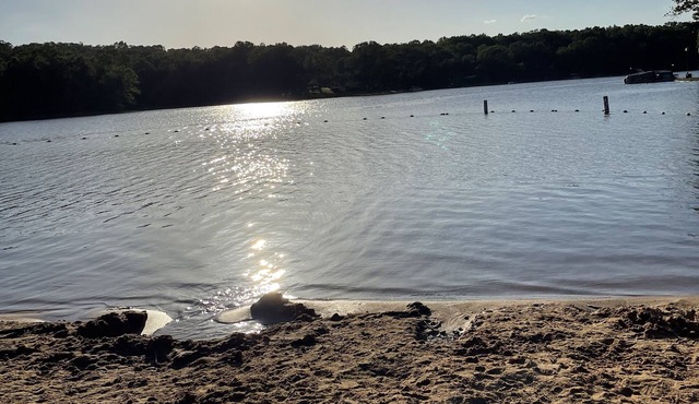 Cute Townhouse in Cherokee Village where adventures await!