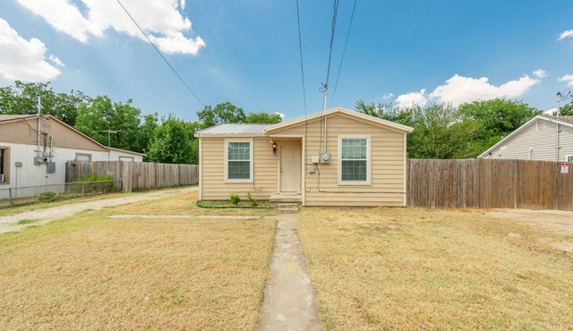 Cute updated home in Texas