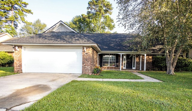Cute western themed home with many unique features