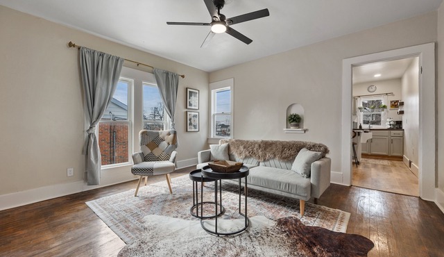 Cutie in the Heart of Marion!