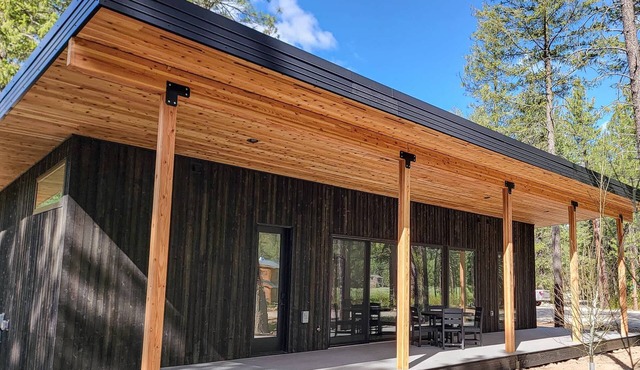 Cutthroat Lake Cabin at The Inn At Mazama