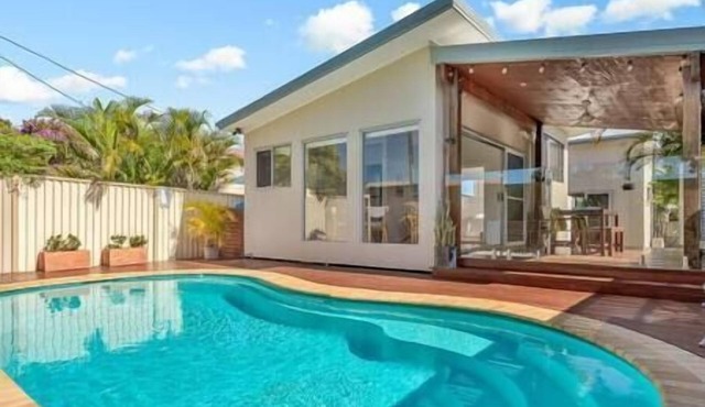 Cutts Cottage - Modern retreat with private pool