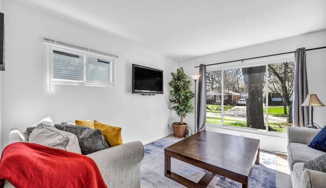 Cuyahoga Falls Retreat