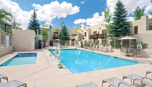 CW Taos Resort | Studio Balcony Suite