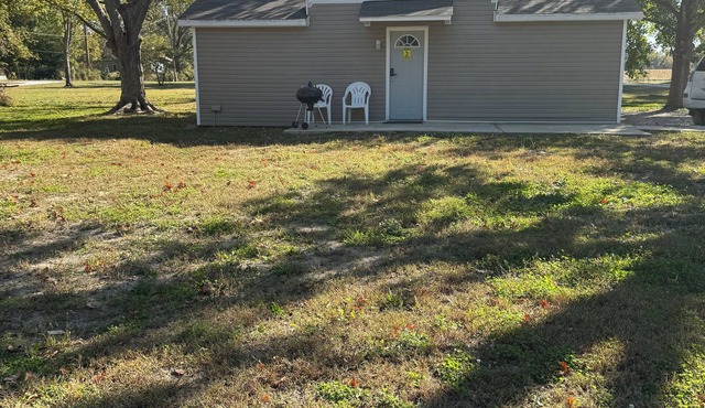 CWR Cottage - A cozy cottage in a quiet country setting