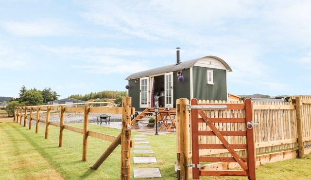 CWT CARON, pet friendly, country holiday cottage in Pontrhydfendigaid