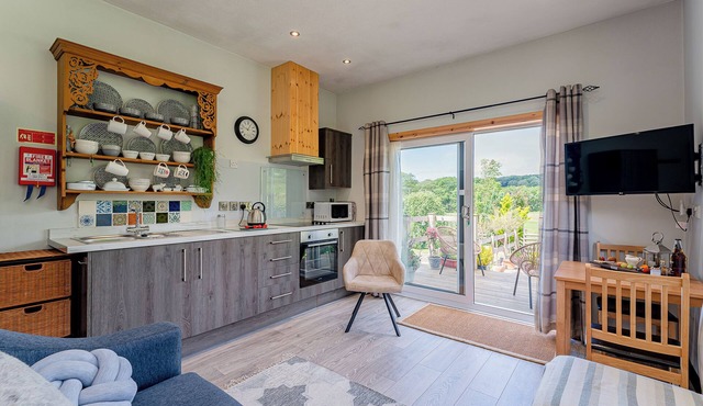 Cwtch Enrico - UK39064