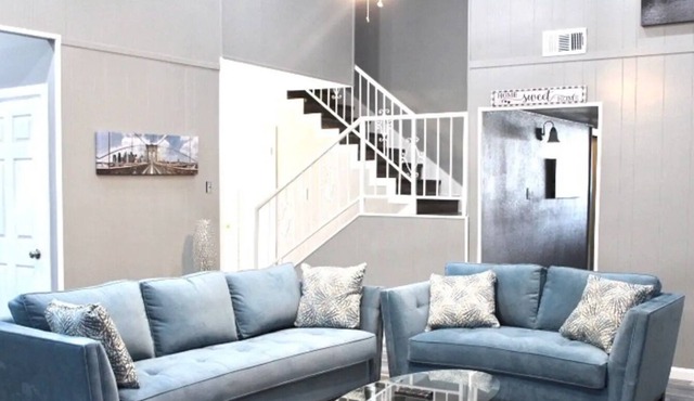 CYC Eclectic Escape Big House