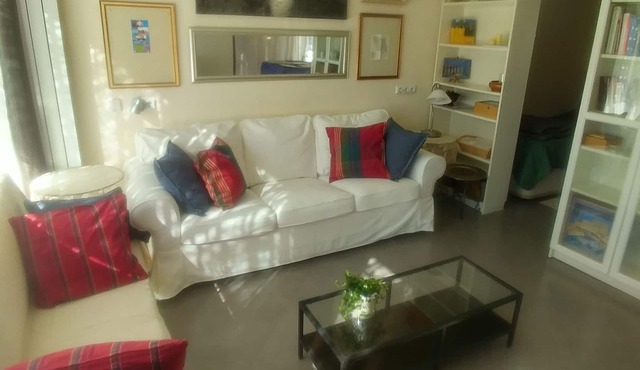 Cyclist's apartment with parking and garden, bike storage, WIF, Sat