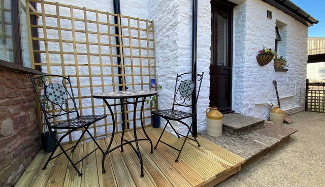 Cygnet Studio - Cozy retreat near historic Monmouth, castles and attractions.