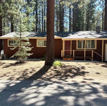 CYH0822 - Pinter Pines Retreat home