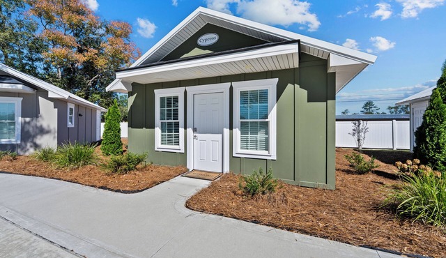 “Cypress” Cottage Reidsville Georgia