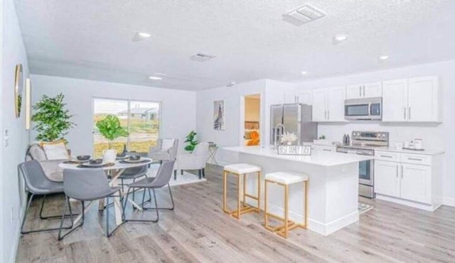 Cypress Oasis 10 mins to santos trail 3b2b private home