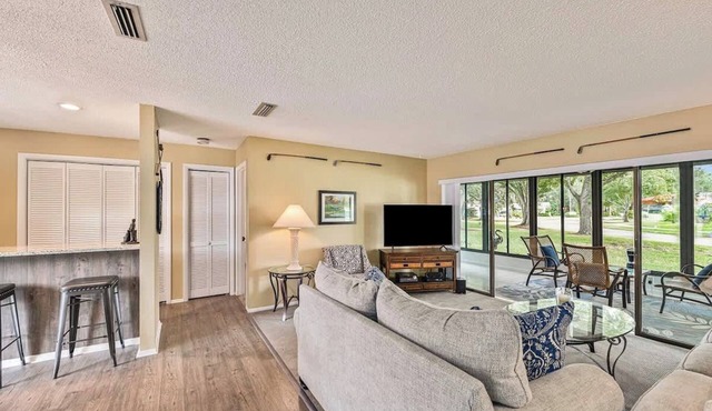 Cypress Place | Your Serene Retreat near Tampa!