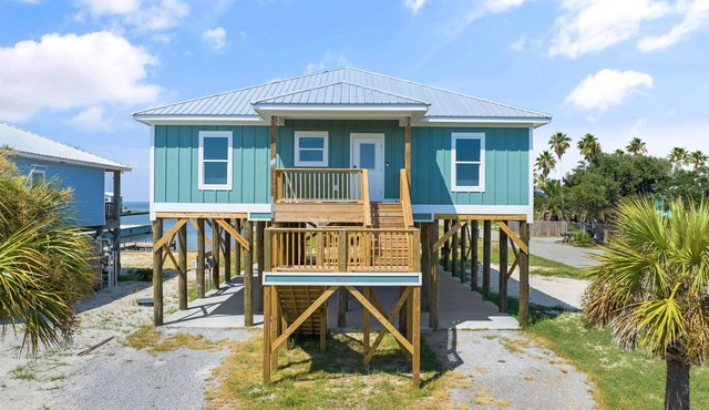 Cypress Winds - Brand New House with Fishing Pier