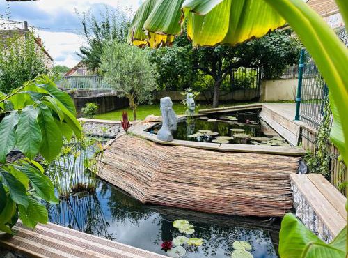 CYRIS - Chambres Duplex climatisées - Spa & Piscine Centre ville