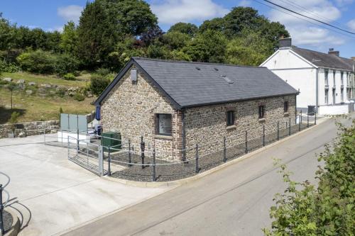 Cysgod Y Ffordd - a gorgeous new barn conversion sleeping 4 guests with disabled facilities