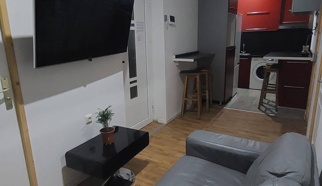 Découvrez le Confort et L'hospitalité Dans un Chambre Chaleureux et Paisible