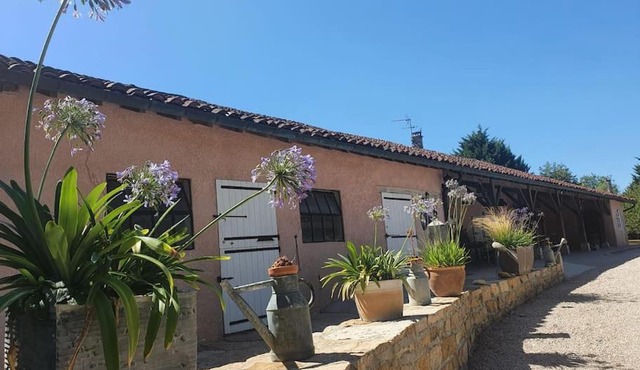 Dépendance pour 1 à 4 pers au calme dans propriété