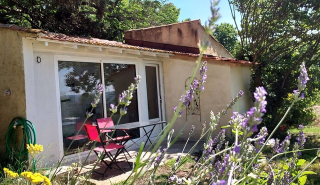 Dépendance D'une Bastide Provençale