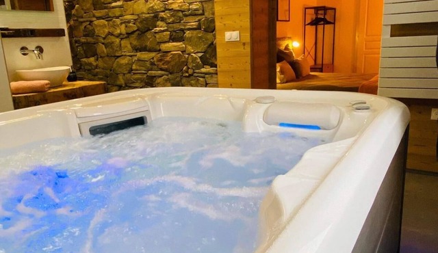 Détente Absolue Jacuzzi et Sauna Privatif