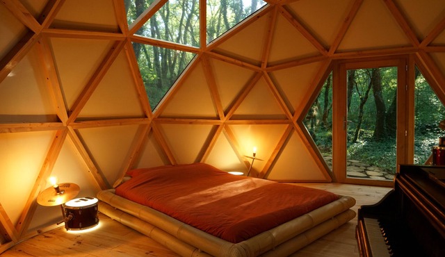 Dôme Haut de Gamme 30m2 + Petit Déjeuner Pour 2 Personnes