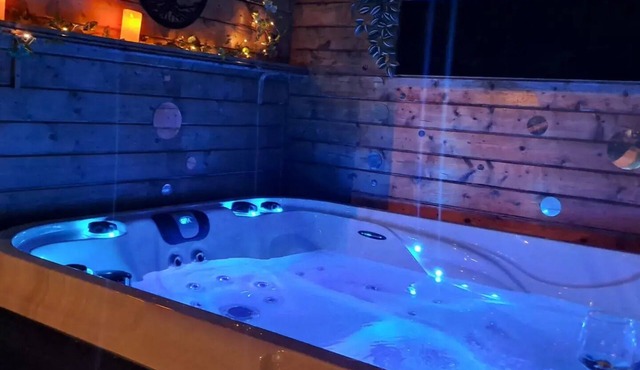 Dôme L'ephémère vu Ciel et Piscine/jacuzzi Privatif