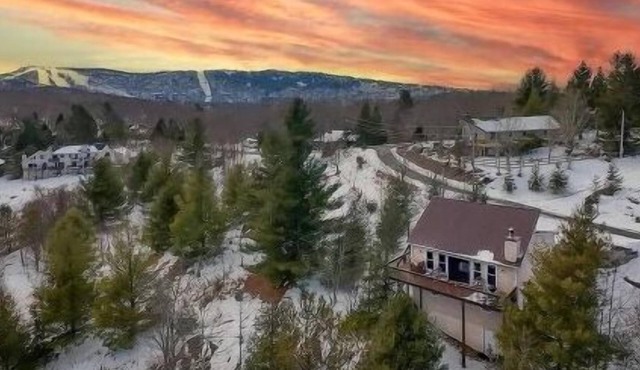 D-45 Discounted Concert Packages! Views & Near all mountain activities!