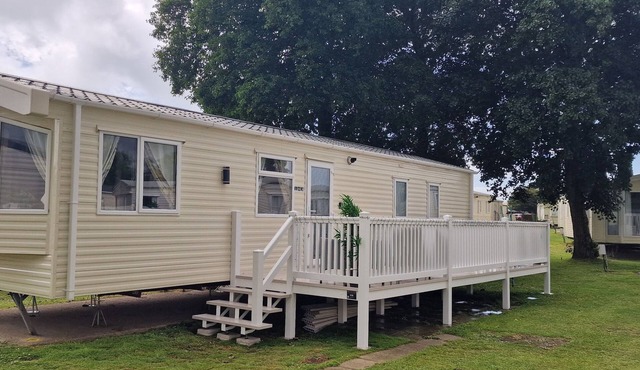 D&A's Short Breaks - St Margaret's Bay, Dover