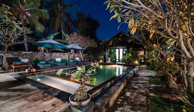 D&B Bungalow Superior by WizZeLa