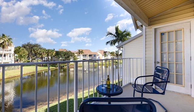 D&D · Pondview Modern Farmhouse Condo