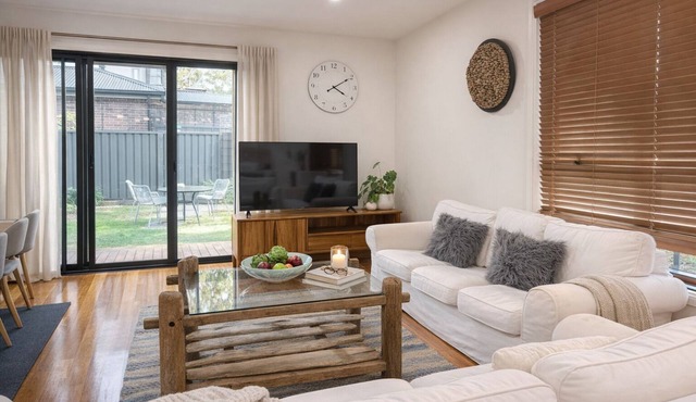 D121 Fabulous Marsh Stay