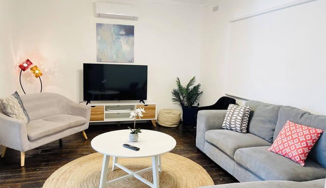 D127 St Albans Lodge