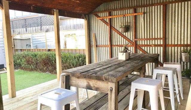 D128 Footscray Lodge