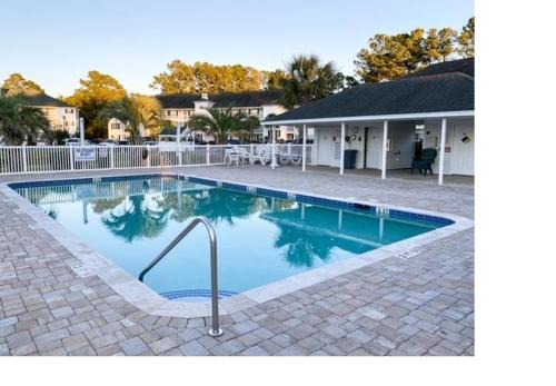 D2 Bishop on the Green 2 BR 2 BA Condo Colonial Charters Golf Course