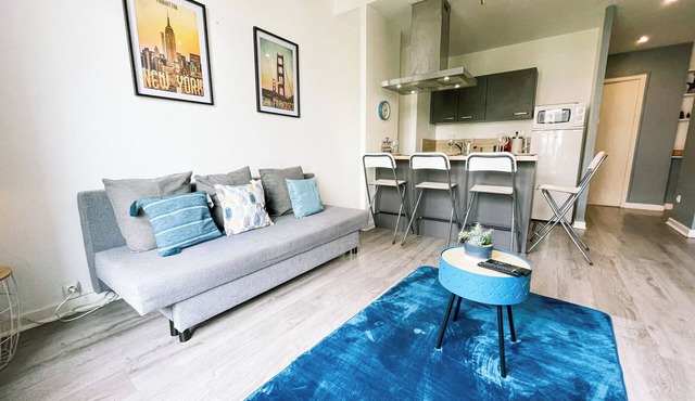 #D5 | Blue Lagoon 🩵| T3 Sleeps 6 | Caserne de Bonne