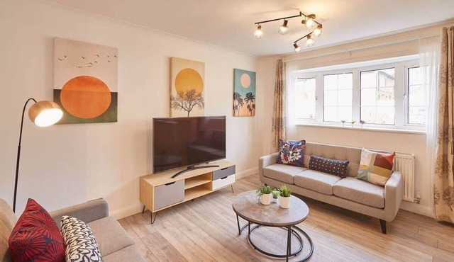 Dacama @ Dene Grove - w/Patio & 2 Free Parking