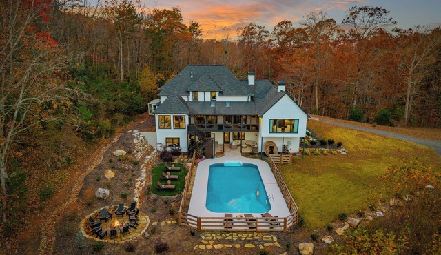 Dahlonega Golden Pool, Fire Pit & Guest House