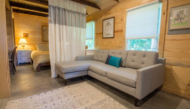 Dailey Renewal Retreat Bed & Breakfast
