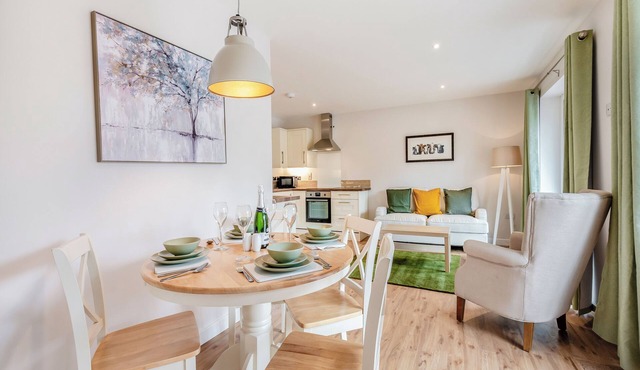 Dairy Cottage-UKC5158