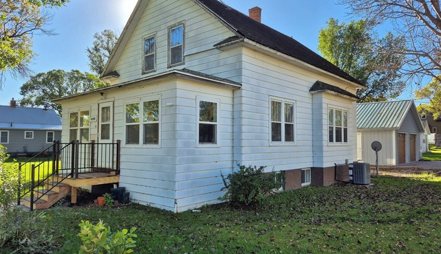 Dakota Fields Lodge- an incredible retreat in the heart of Gods Country