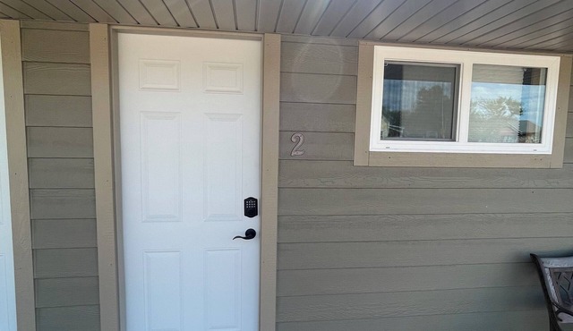 Dakota Landing Cabins & Motel: Room #2-Cozy, newly remodeled motel room