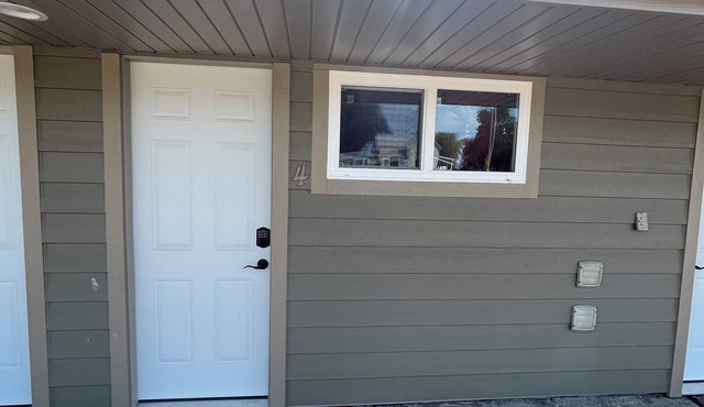 Dakota Landing Cabins & Motel: Room #4-Cozy, newly remodeled motel room