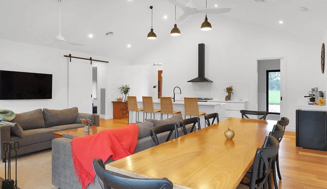 Dalhousie Birregurra: Modern Country Escape