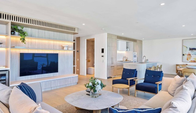 Dali By Khove Summary